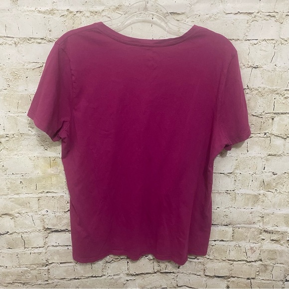 Life Is Good Purple V Neck Classic Fit Flower T Shirt - Picture 3 of 5